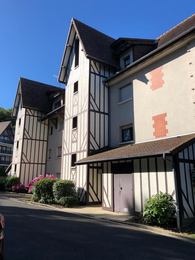 Studio En Rez De Jardin -"Le Petit Nid" A Trouville Exterior foto