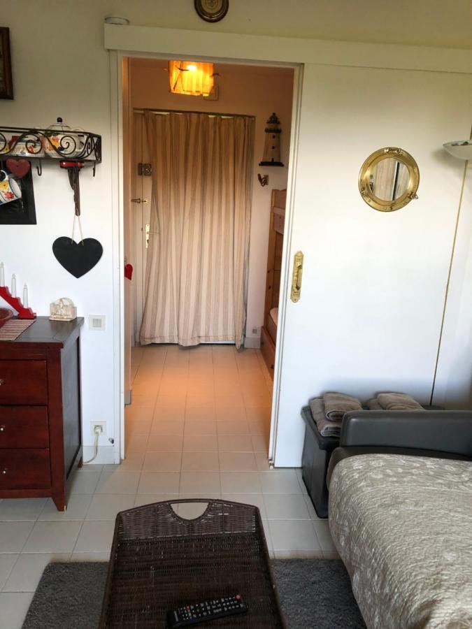 Studio En Rez De Jardin -"Le Petit Nid" A Trouville Exterior foto