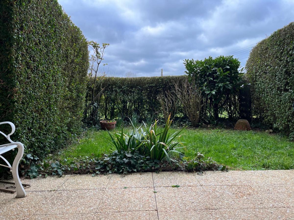 Studio En Rez De Jardin -"Le Petit Nid" A Trouville Exterior foto
